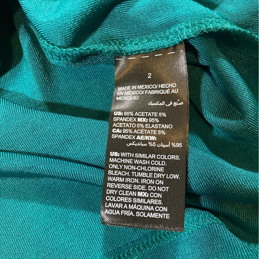 Chico’s Traveler Top V Neck Flutter Sleeve Tapestry Teal Size 2 - Picture 7 of 9